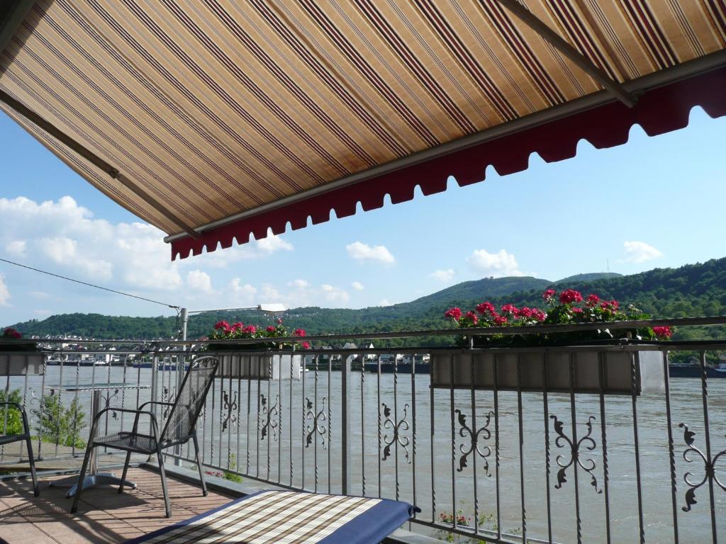Hotel Garni Rheinpracht Камп-Борнхофен Стая снимка