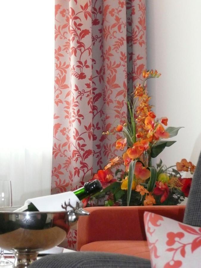 Hotel Garni Rheinpracht Камп-Борнхофен Стая снимка